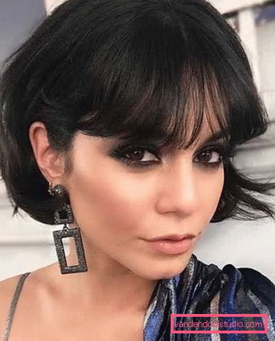 Las actrices de pelo corto son los peinados más famosos.