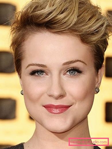 Las actrices de pelo corto son los peinados más famosos.