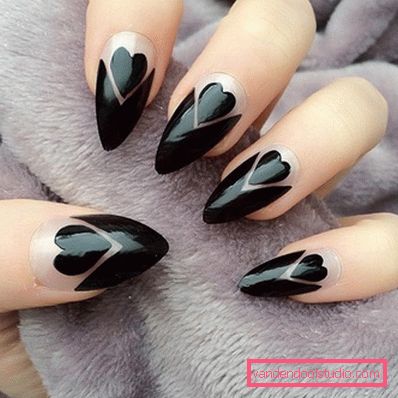 Hermosa manicura en las uñas afiladas 2019-2020.